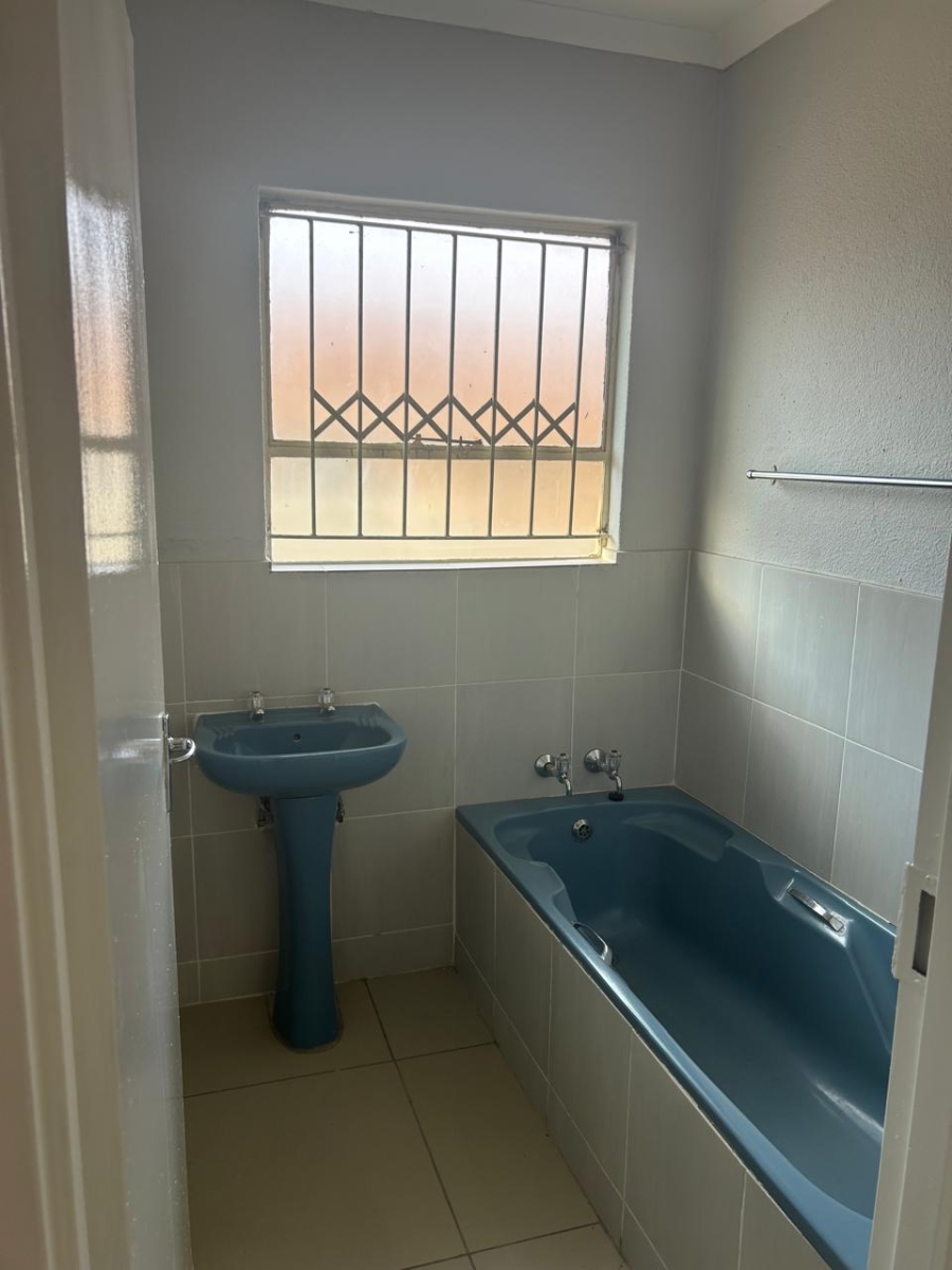 3 Bedroom Property for Sale in Tlhabane West North West